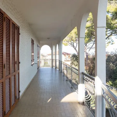 'nziata Villa *